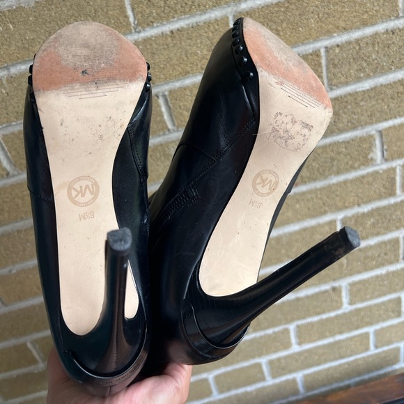 Michael Kors leather high heeled high boots - Picture 2 of 4